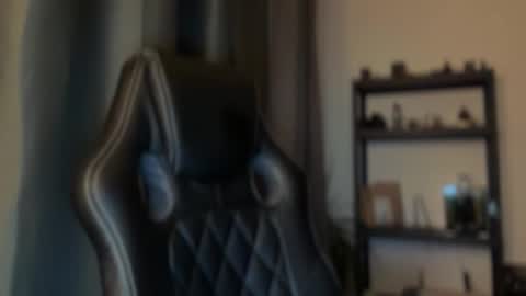 Thomas Fit online show from February 8, 10:02 pm