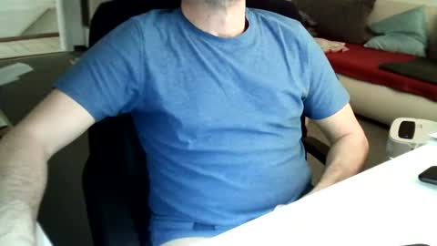 Snapshot of tomtom02029 chatting on December 18, 3:00 pm Tom online show from December 18, 3:00 pm