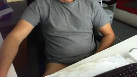 Snapshot of tomtom02029 chatting on November 6, 2:07 pm Tom online show from November 6, 2:07 pm