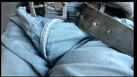 Snapshot of tomtotal chatting on October 23, 3:22 pm Tom online show from October 23, 3:22 pm