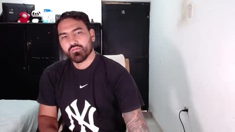 Snapshot of tomy_johnson2 chatting on October 27, 8:57 pm Tomas jhonson online show from October 27, 8:57 pm
