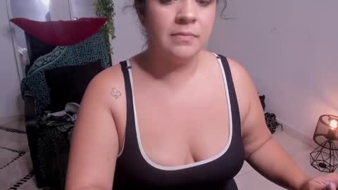 Snapshot of ton_amourrx chatting on September 23, 10:24 pm lady blue online show from September 23, 10:24 pm