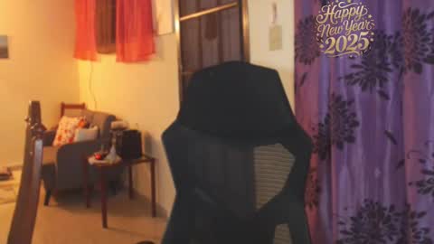 Snapshot of toni2814 chatting on January 2, 2:22 am Antonio online show from January 2, 2:22 am