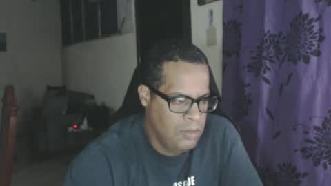 Snapshot of toni2814 chatting on February 4, 2:07 am Antonio online show from February 4, 2:07 am