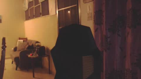 Snapshot of toni2814 chatting on February 11, 2:35 am Antonio online show from February 11, 2:35 am