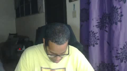 Snapshot of toni2814 chatting on March 5, 2:14 am Antonio online show from March 5, 2:14 am