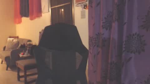 Snapshot of toni2814 chatting on October 12, 2:21 am Antonio online show from October 12, 2:21 am