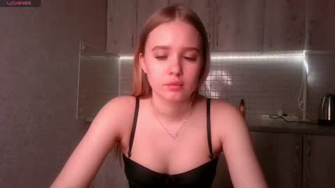 toni_pittmann online show from June 19, 5:17 pm