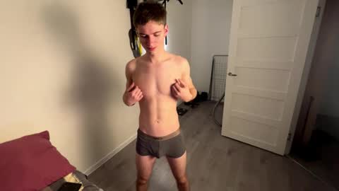 Snapshot of tonrapt chatting on November 21, 5:17 am Ton online show from November 21, 5:17 am