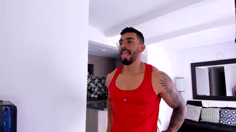 tony muscle1 online show from February 28, 6:41 pm