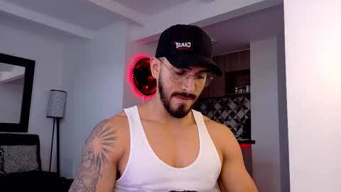 tony muscle1 online show from September 21, 9:05 pm