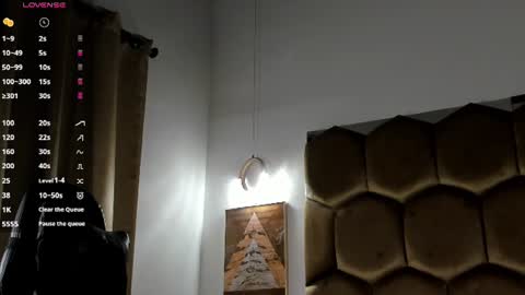 Snapshot of tony_petrov chatting on June 21, 6:05 am tony_petrov online show from June 21, 6:05 am