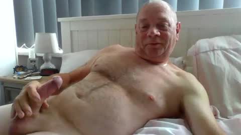 Snapshot of tonygib1962 chatting on August 2, 9:19 am tonygib1962 online show from August 2, 9:19 am