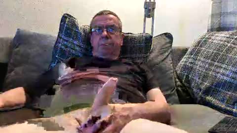 Snapshot of tonyhandjob chatting on July 20, 6:43 pm tonyhandjob online show from July 20, 6:43 pm