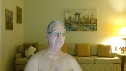 Snapshot of tonysview12000 chatting on October 23, 12:54 am tonysview12000 online show from October 23, 12:54 am