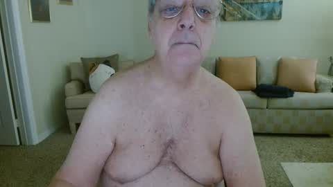 tonysview12000 online show from February 12, 7:09 pm