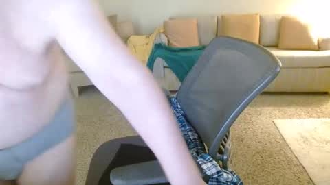 tonysview12000 online show from March 8, 11:52 pm