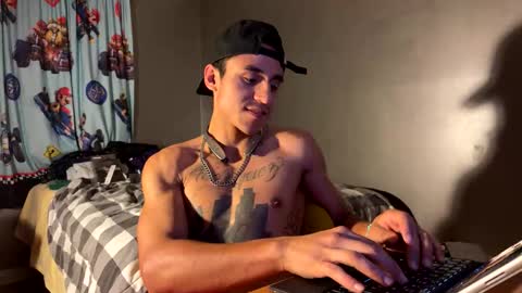 tonyterror22 online show from April 24, 9:01 am