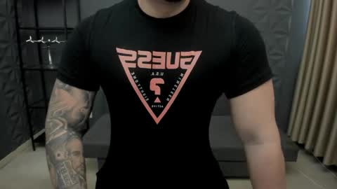 Snapshot of tonywilcoxx chatting on October 30, 6:48 am TonyWilcox online show from October 30, 6:48 am