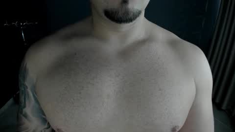 Snapshot of tonywilcoxx chatting on November 26, 6:14 am TonyWilcox online show from November 26, 6:14 am