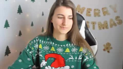 Snapshot of tooboringgirl chatting on December 26, 3:10 pm Alisson online show from December 26, 3:10 pm