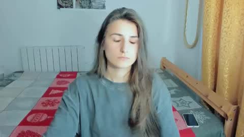 Snapshot of tooboringgirl chatting on February 27, 1:55 pm Alisson online show from February 27, 1:55 pm