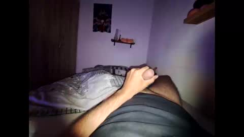 toohugeandstonedxoxo online show from June 3, 12:57 am