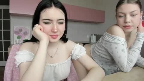 toooli online show from May 9, 1:55 am