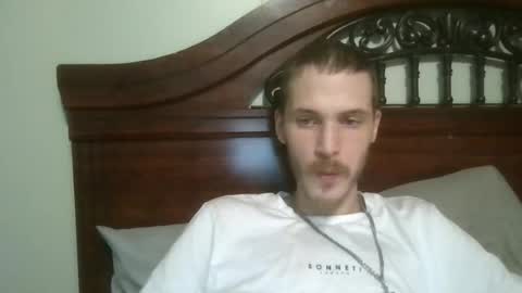 Snapshot of tootall803 chatting on June 23, 2:42 am TooTall803 online show from June 23, 2:42 am