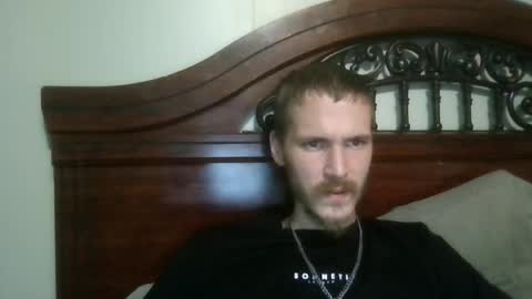 Snapshot of tootall803 chatting on July 8, 10:25 pm TooTall803 online show from July 8, 10:25 pm