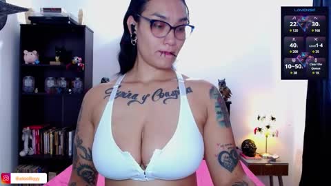 toothyy online show from February 20, 5:29 pm