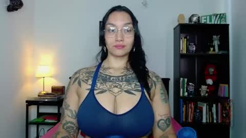 toothyy online show from June 22, 1:19 pm