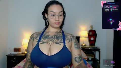 toothyy online show from July 18, 10:46 pm