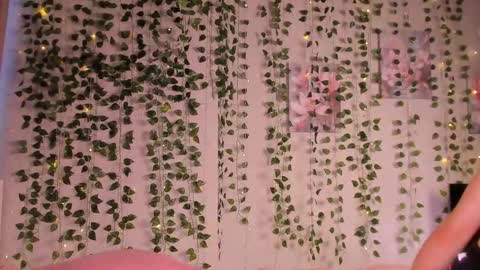 Alice and Sandra online show from September 17, 10:17 am