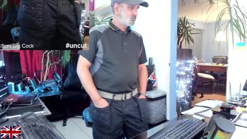 topalphaboss online show from October 2, 6:15 pm