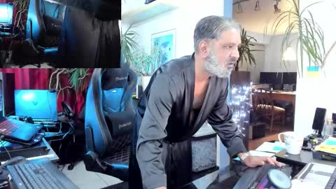 topalphaboss online show from October 28, 8:55 pm