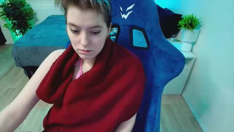 topcranberry online show from December 2, 8:19 am