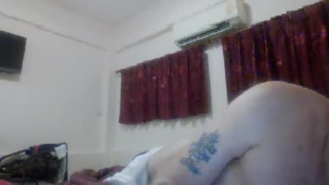 Snapshot of topfoxs30 chatting on December 13, 1:22 pm topfoxs30 online show from December 13, 1:22 pm