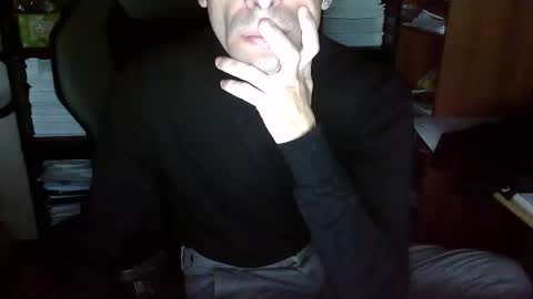 Snapshot of topg84 chatting on September 29, 6:35 pm Topg84 online show from September 29, 6:35 pm