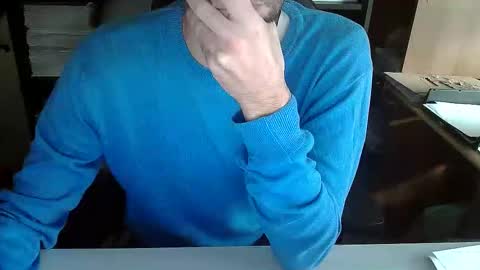 Snapshot of topg84 chatting on October 11, 2:59 pm Topg84 online show from October 11, 2:59 pm