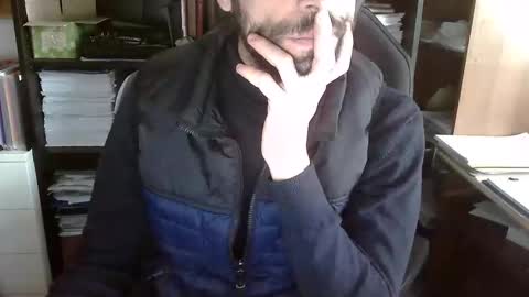 Snapshot of topg84 chatting on November 1, 1:46 pm Topg84 online show from November 1, 1:46 pm