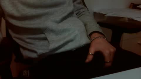 Snapshot of topg84 chatting on February 2, 6:50 pm Topg84 online show from February 2, 6:50 pm