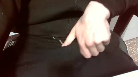 Snapshot of topg84 chatting on February 22, 5:00 pm Topg84 online show from February 22, 5:00 pm