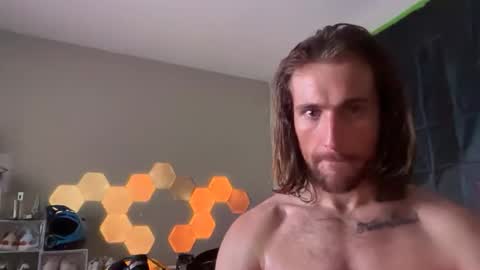 topherhopkins744 online show from March 19, 8:40 am