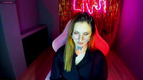 tora online show from December 14, 11:45 pm