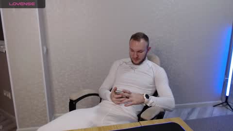 Glebaty online show from January 6, 7:35 pm