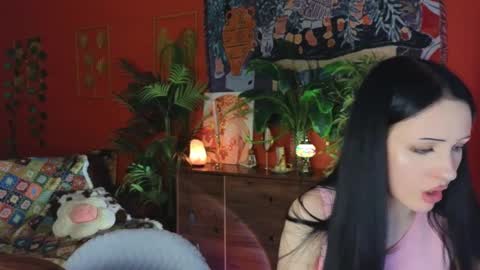 Snapshot of tori_blaze chatting on April 9, 8:47 pm Tori online show from April 9, 8:47 pm