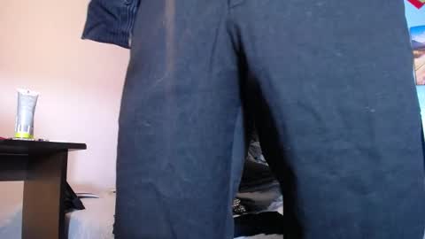 Snapshot of toro_hot chatting on February 14, 2:44 pm Toro online show from February 14, 2:44 pm