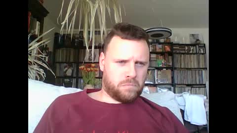 Snapshot of torth666 chatting on February 18, 2:27 pm torth666 online show from February 18, 2:27 pm