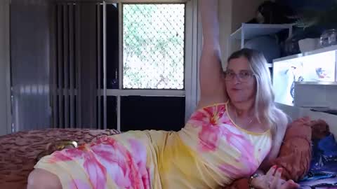 Milly online show from October 8, 11:35 pm